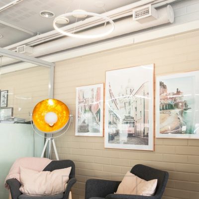 Rinkeli-valaisimessa valo on tasaista sekä silmälle miellyttävää. Valaisin sopii niin koteihin kun toimistoihin. Valikoimastamme löydät valaisimesta myös lisää kokoja. Ledstore.fi 