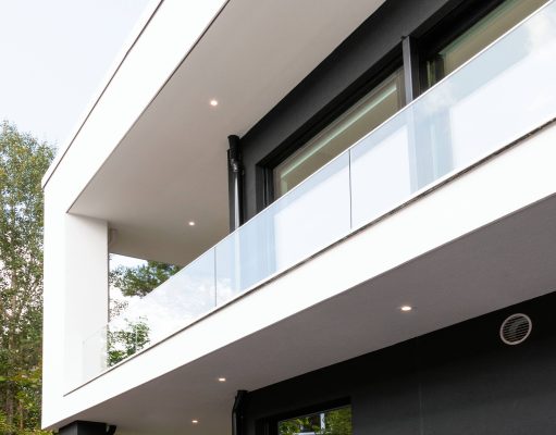 LedStoren valaisimet ja ABB-free@home kotiautomaatiojärjestelmä LedStoren valaisimet ja ABB-free@home kotiautomaatiojärjestelmä