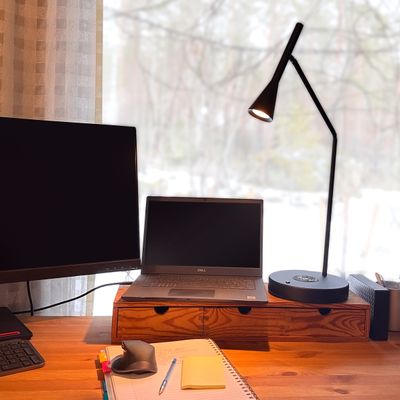 LED PÖYTÄVALAISIN HAIKARA, värilämpötilasäädettävä, himmennettävä, 6W, CRI92, IP21