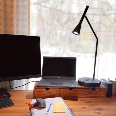 LED PÖYTÄVALAISIN HAIKARA, värilämpötilasäädettävä, himmennettävä, 6W, CRI92, IP21