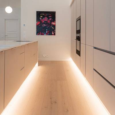 LED SETTI keittiön sokkeliin - SOLO 7,2W/m EI HIMMENNETTÄVÄ