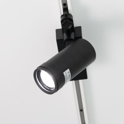 LED KISKOSPOTTI FOKUS, värilämpötilasäädettävä, himmennettävä, 15W, CRI95, IP20, mattamusta