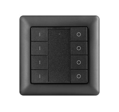 Musta valokytkinpaneeli, jossa on useita painikkeita, neliömäinen kehys; täydellinen moderniin LED-valaistuksen ohjaustarpeisiin.