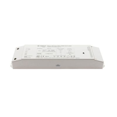 Suorakaiteen muotoinen valkoinen LED-ohjain, joka näyttää tulo-/lähtötiedot ja sertifiointimerkit, ihanteellinen energiatehokkaisiin LED-valaistusratkaisuihin.