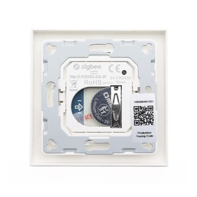 Zigbee-sertifioitu älykäs seinäkytkin purettu, paljastaen sisäiset komponentit, kuten akun ja piirilevyn valkoisella pohjalla. LED-valaistusmyymälä SEO.