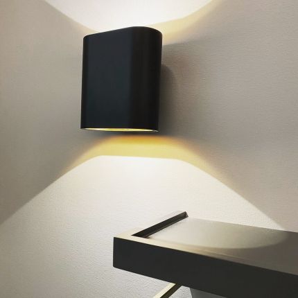 LED seinävalaisin sisäkäyttöön - OVAL, musta-kulta 2x3W