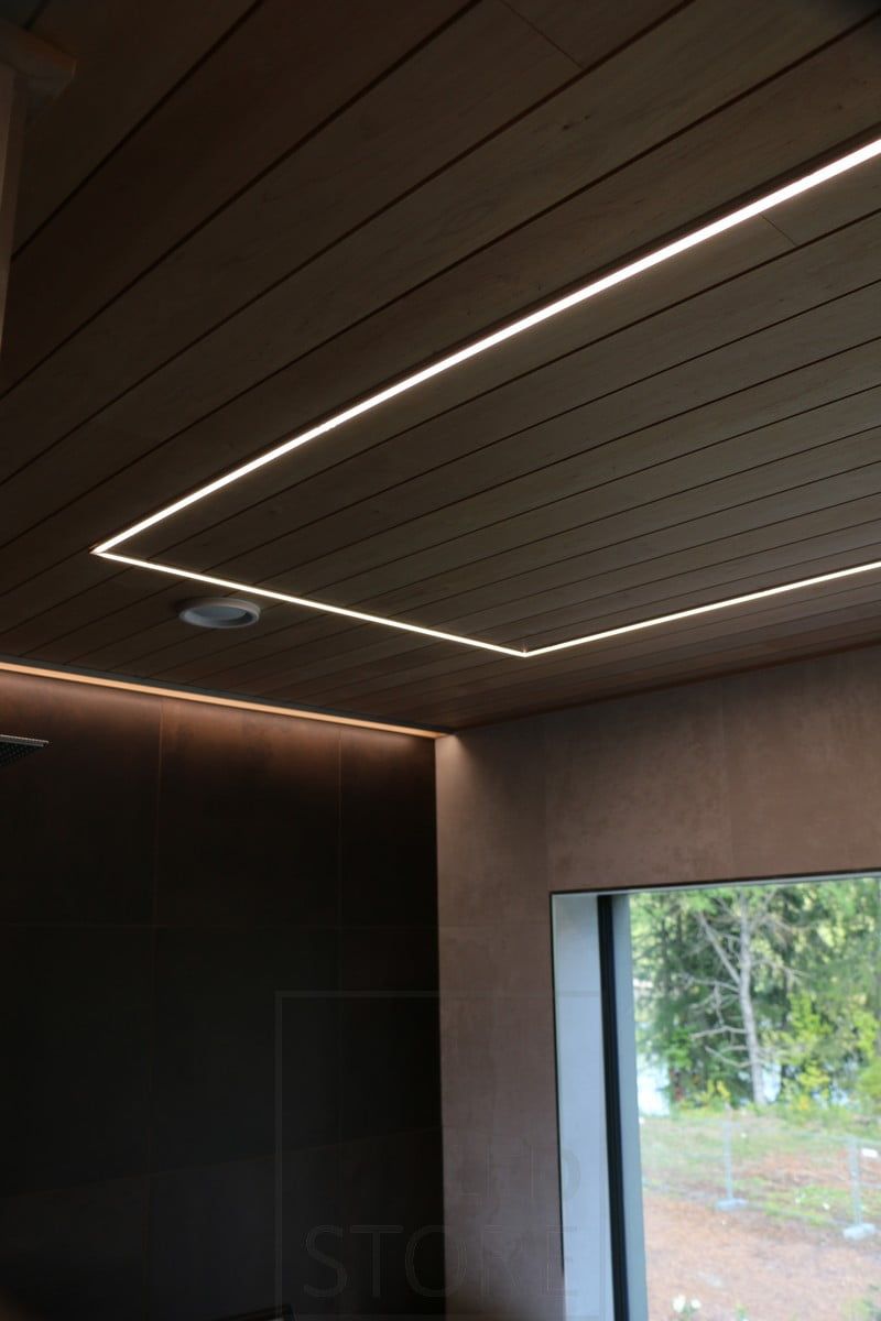 Asuntomessut 2019: Led nauha katossa kehänä, asennettuna kapeaan uppoprofiiliin. Ledstore.fi