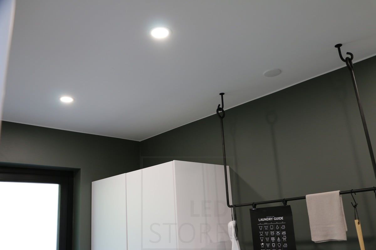 Asuntomessut 2019: Led plafondit kodinhoitohuoneen katossa. Ledstore.fi