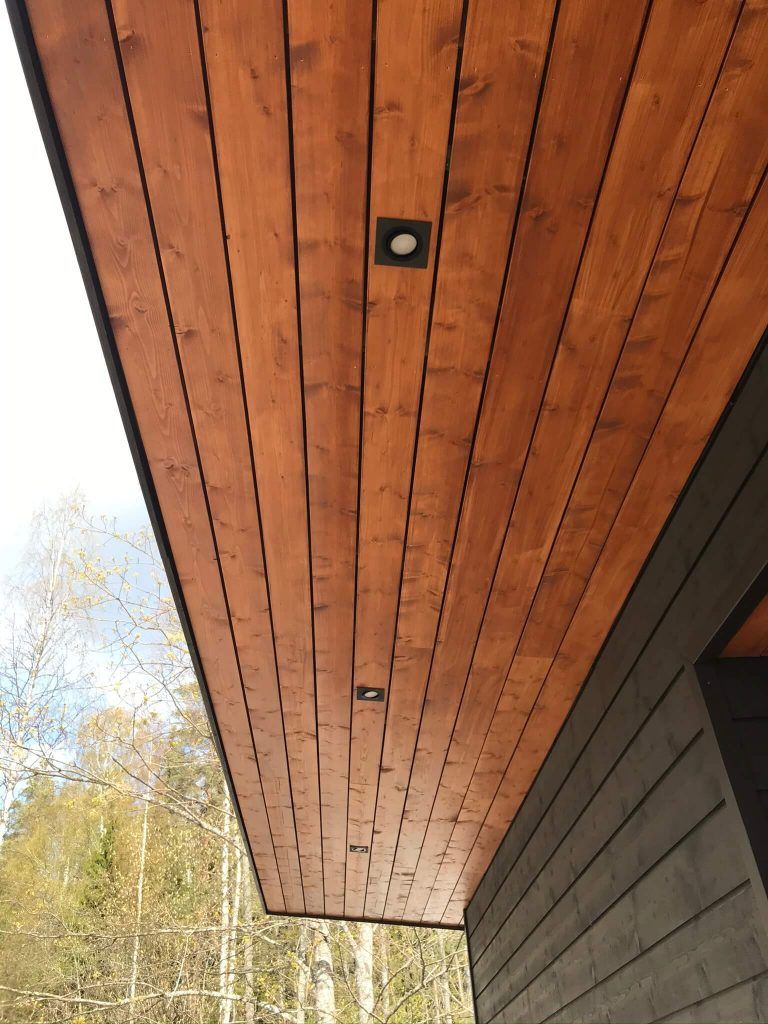Vihreä tausta ja valkoinen neliö, jossa teksti "LED STORE" korostaa energiatehokkaita valaistusratkaisuja.