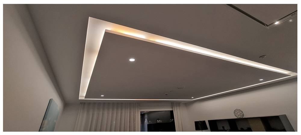 Miksi led nauha tarvitsee alumiiniprofiilin? Koska muuten led valonauha voi muuttaa väriä kuumentuessaan.