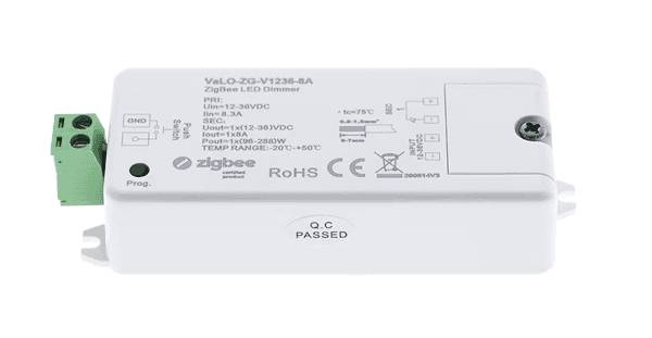Valkoinen ZigBee LED-himmennin LedStore.fi:stä, vihreällä liitinrimalla